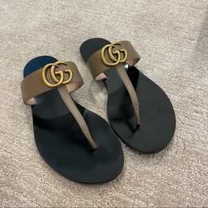 Gucci Marmont Leather Thong Sandals Double G sz 9